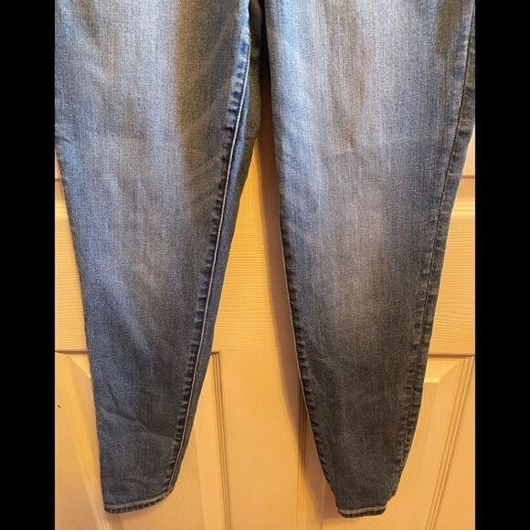 American eagle Ne(X)t level stretch.  Curvy highest rise jeggings sz 4 short - Picture 3 of 9